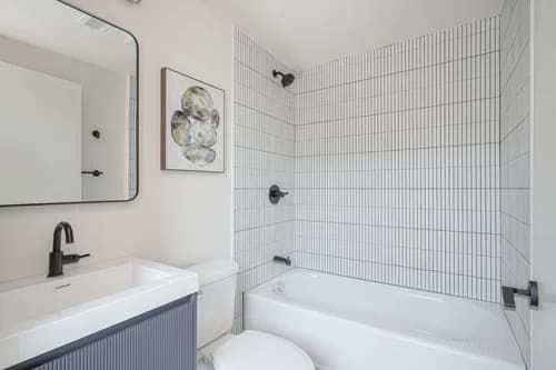 Finished unit bathroom at The Parker